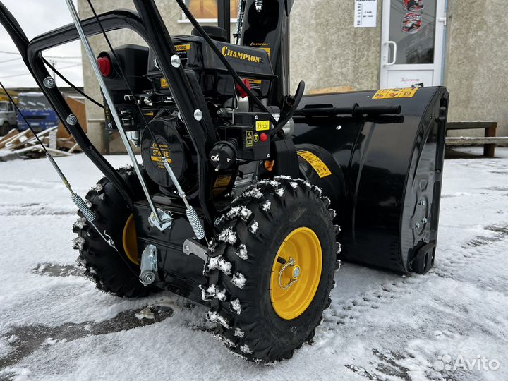 Снегоуборщик champion ST662E