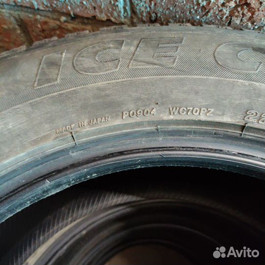 Bridgestone Ice Cruiser 7000 225/65 R17 106T