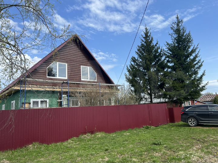 Дом 180 м² на участке 10 сот.