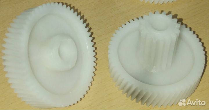 Шестерня мясорубки D50/18, H35/12, d8 белая, без в