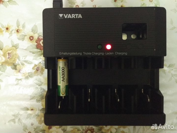Зарядное устройство varta