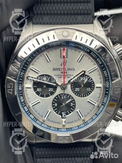 Часы Breitling Chronomat B01 44mm