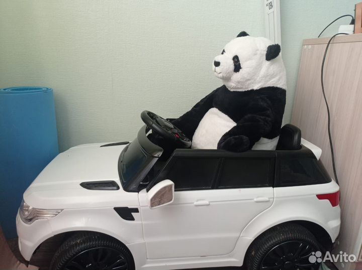 Детский автомобиль на аккумуляторе