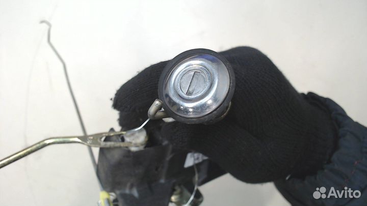 Замок двери Toyota Starlet, 1997