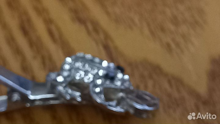 Заколка лягушка с монеткой