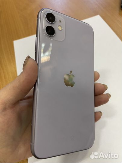 iPhone 11, 64 ГБ