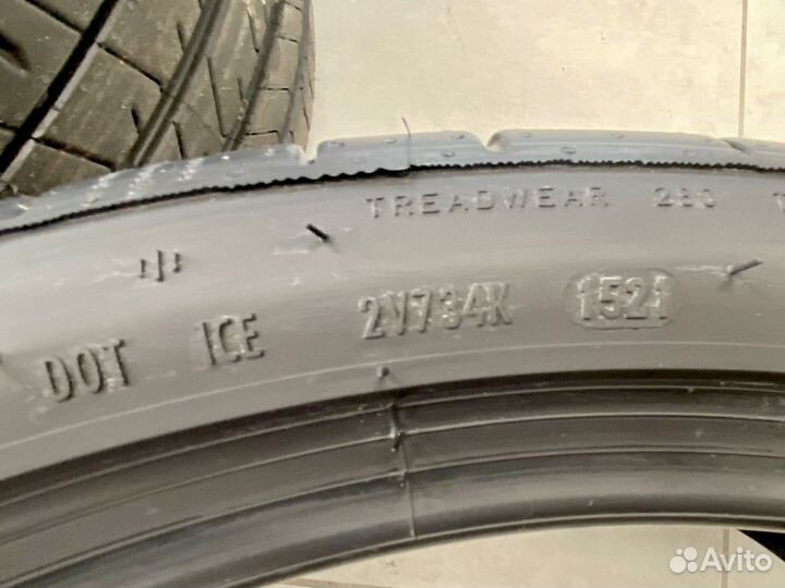 Pirelli P Zero 325/30 R23 109Y