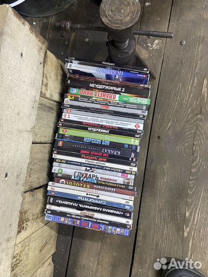 Диски DVD фильмы и сериалы