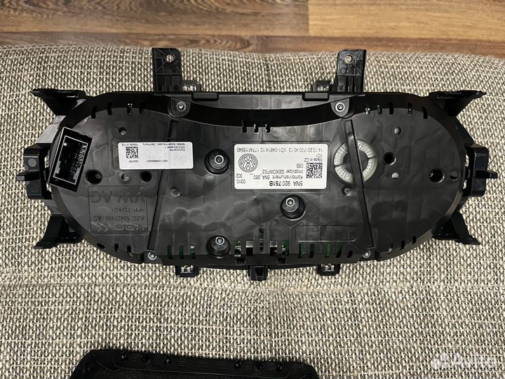 Цветная приборная панель VW Tiguan 2 и рамка