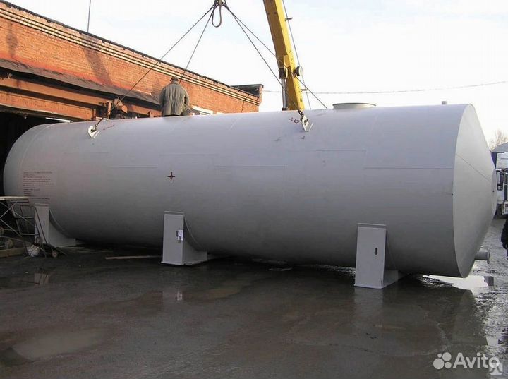 Емкость 80 м3 и более