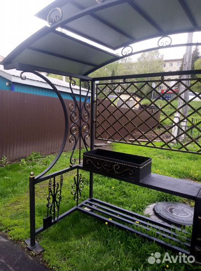 Беседка с мангалом