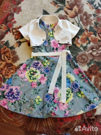 Нарядное платье для девочки