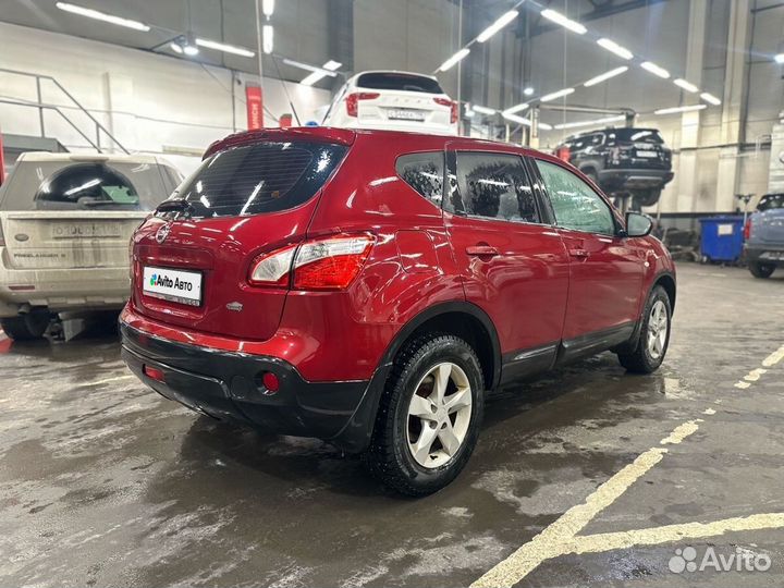 Nissan Qashqai 1.6 CVT, 2012, 211 000 км