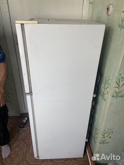 Холодильник