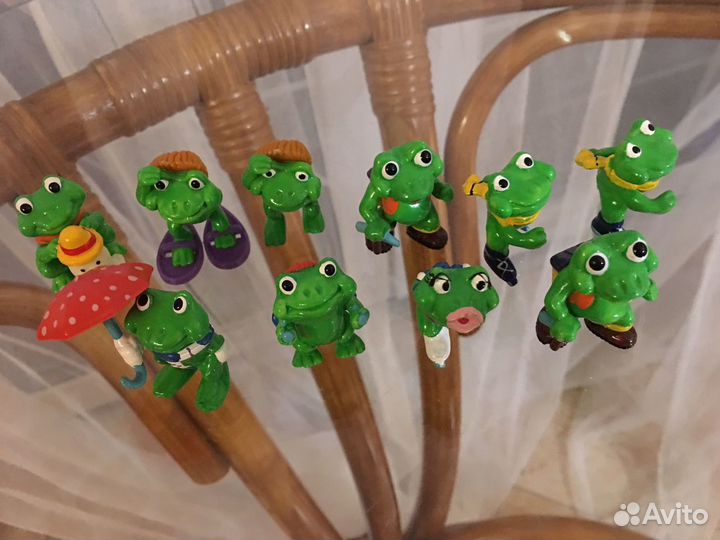 Игрушки из киндер сюрприза 90 годы