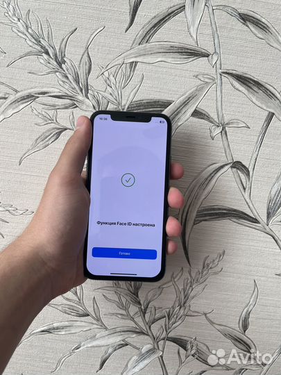 iPhone 11 Pro, 64 ГБ
