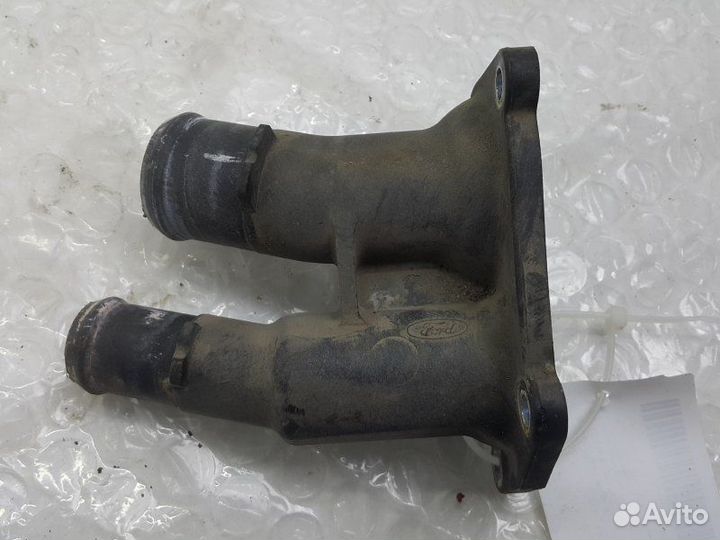 Корпус термостата Ford Fiesta