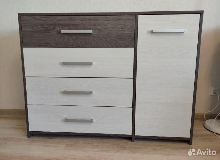 Комод. Новый