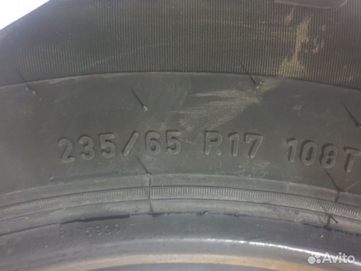 Pirelli Ice Zero 235/65 R17 108T