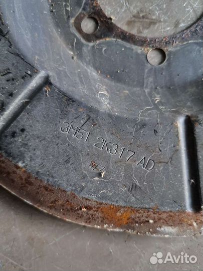 Щит опорный задний Mazda 3