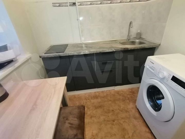 2-к. квартира, 53 м², 1/5 эт.