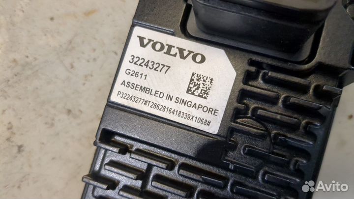 Камера переднего вида Volvo S60 2018, 2019