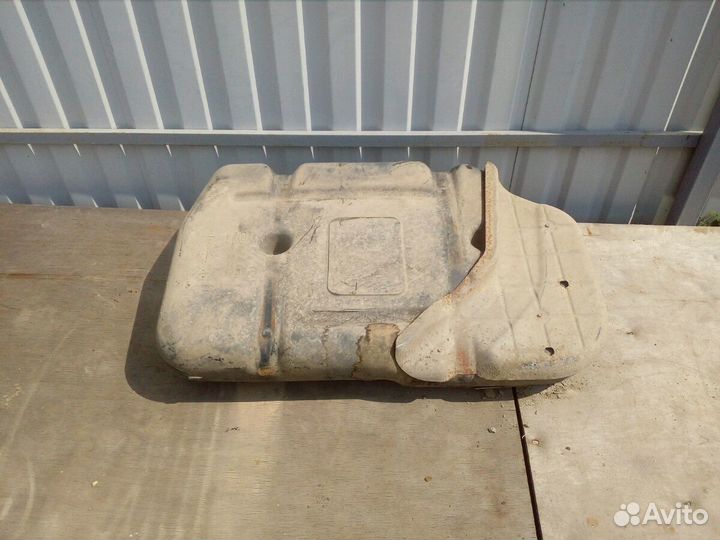 Бензобак Kia Cerato