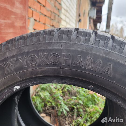 Yokohama F700Z 215/60 R17