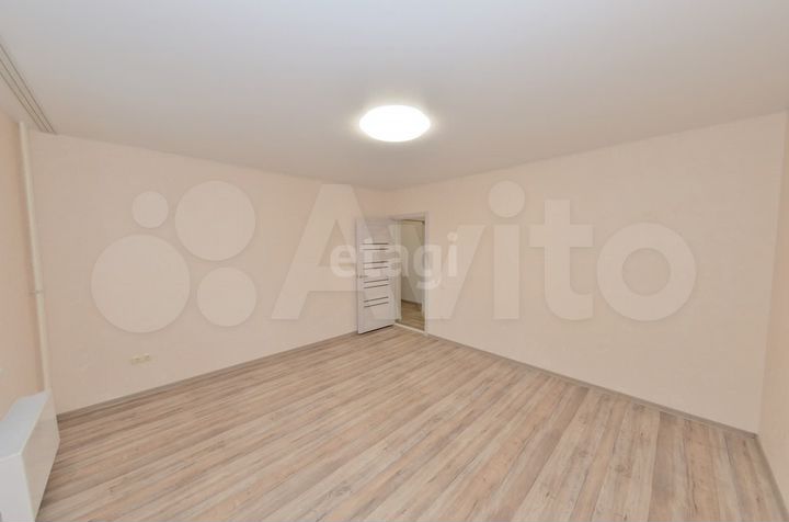 2-к. квартира, 62 м², 3/10 эт.