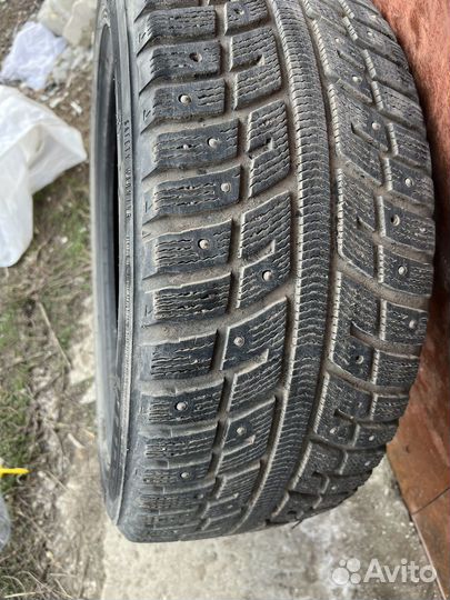 Kumho I'Zen KW22 215/50 R17