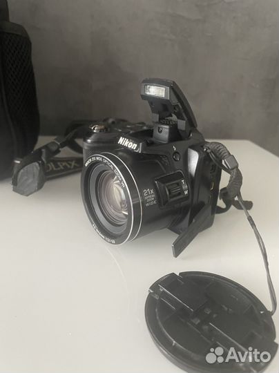 Компактный фотоаппарат nikon