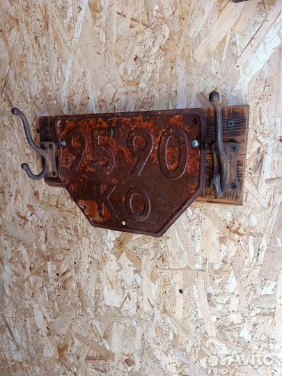 Вешалка настенная лофт