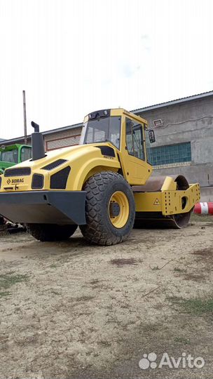 Дорожный каток Bomag BW 216 D-4, 2010