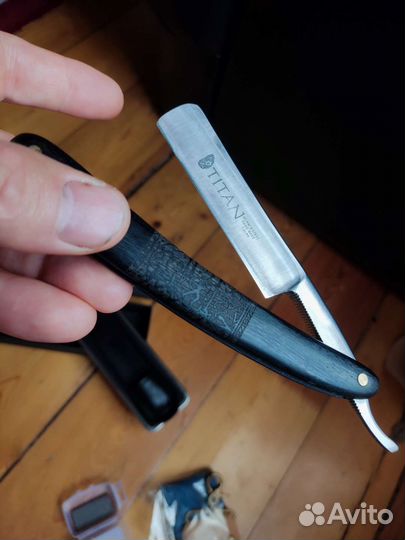 Опасная бритва новая. Титан
