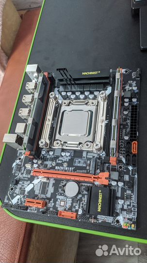 Материнская плата