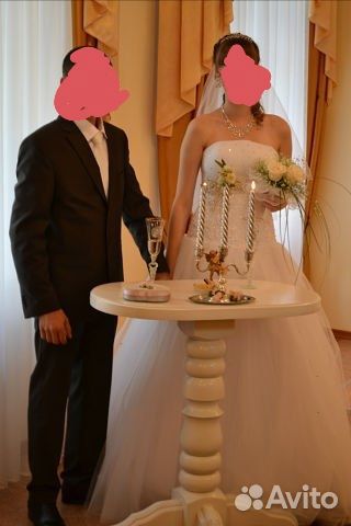 Свадебное платье