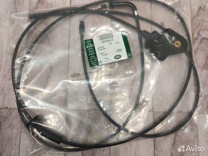 Тросик капота Freelander 2 LR006614