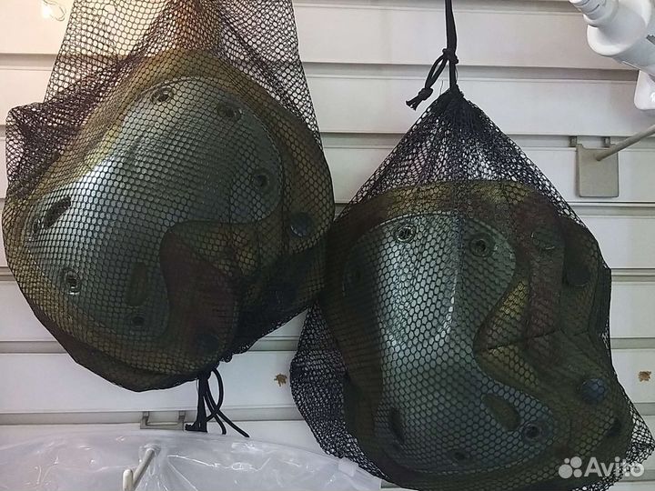 Наколенники