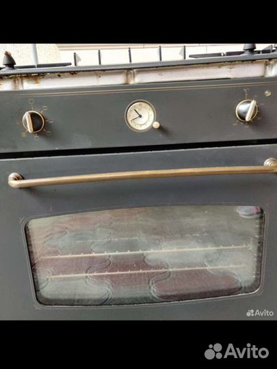 Газовая варочная панель и духовой шкаф Ariston