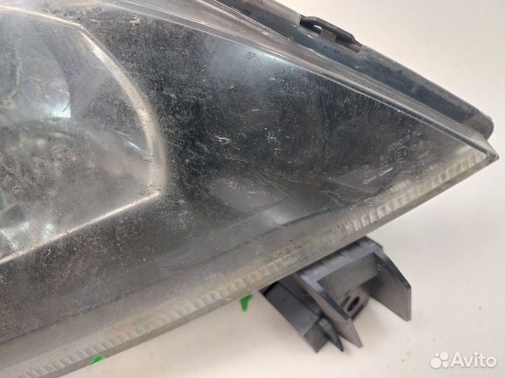 Фара (передняя) Mazda 2, 2004