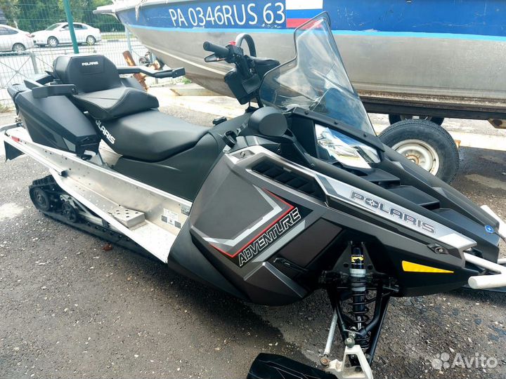 Снегоход Polaris 550 Indy adventure 155