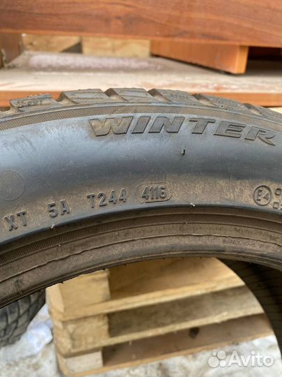 Pirelli Winter Sottozero 3 255/45 R19 104V