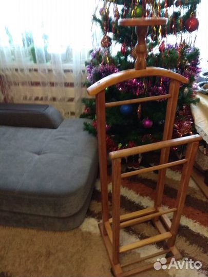 Вешалка напольная