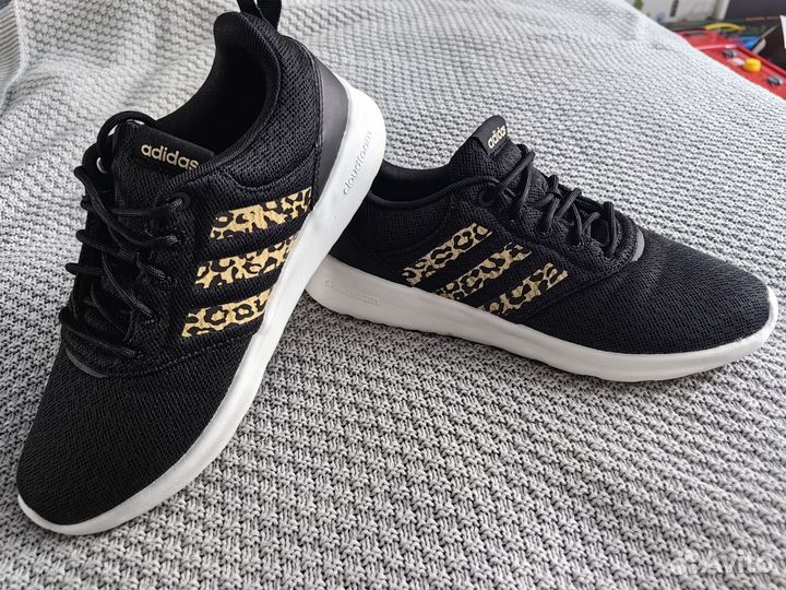 Кроссовки Adidas 23.5 см оригинал