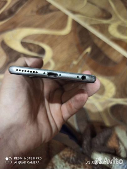 Телефон iPhone 6 plus