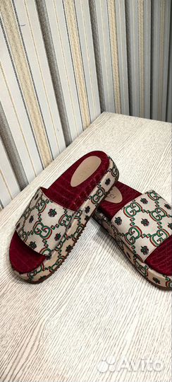 Сабо Gucci 37