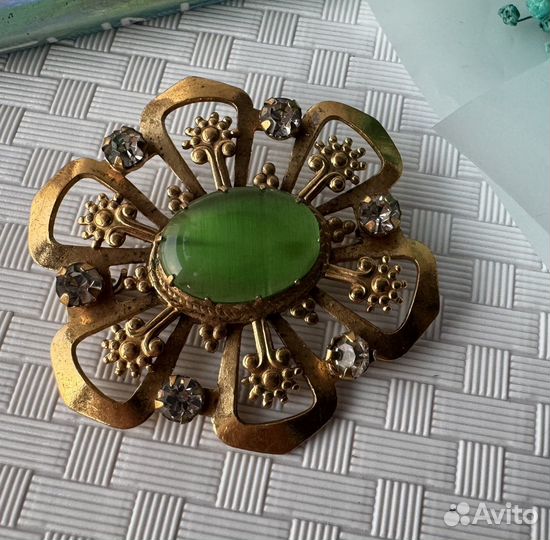 Брошь узорная чешское стекло позолота СССР винтаж