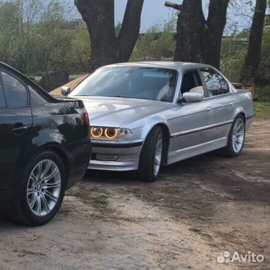 BMW 7 серия 3.5 AT, 1999, 300 000 км