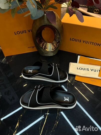 Тапки Louis Vuitton