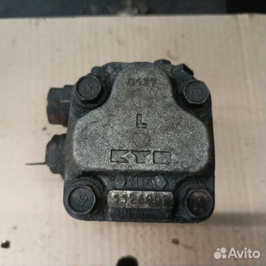 Насос гидроусилителя Mitsubishi 4450A074